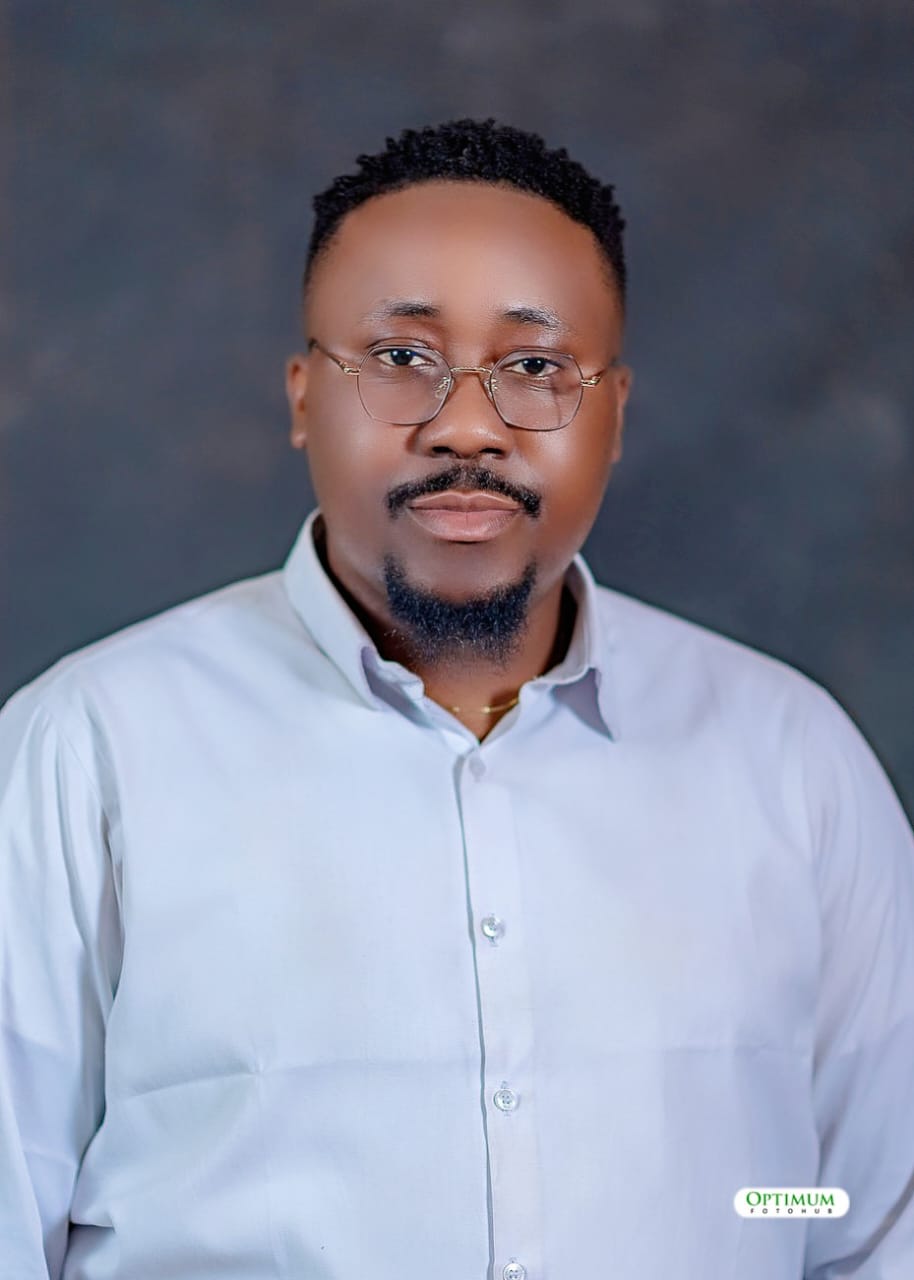 George Ojeanelo - Professional Photo